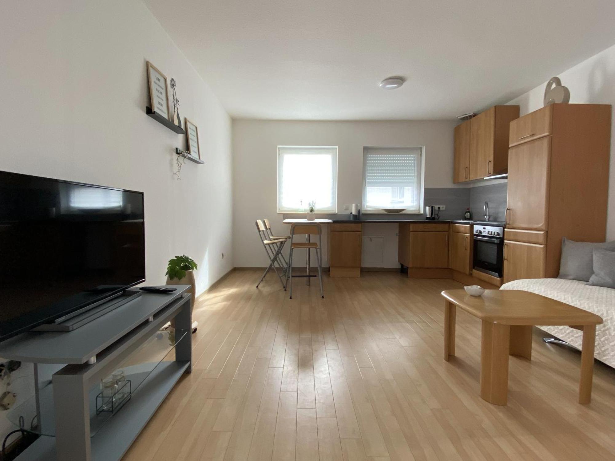 Neu Apartment In Schloss Naehe,Parkplatz, Netflix Sögel Екстериор снимка